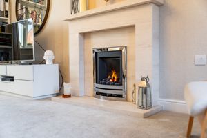 Dual Aspect Lounge- click for photo gallery